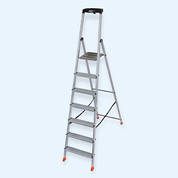 KRAUSE MONTO SAFETY 7 ступеней (128973) Алюминиевая стремянка с полкой для инструмента KRAUSE MONTO SAFETY 7 ступеней (128973) Алюминиевая стремянка с полкой для инструмента